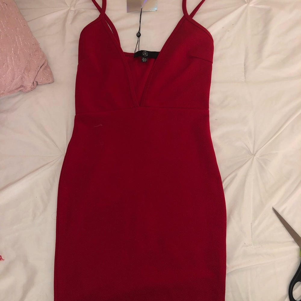 *NEW W TAGS* Missguided Red Bodycon Dress